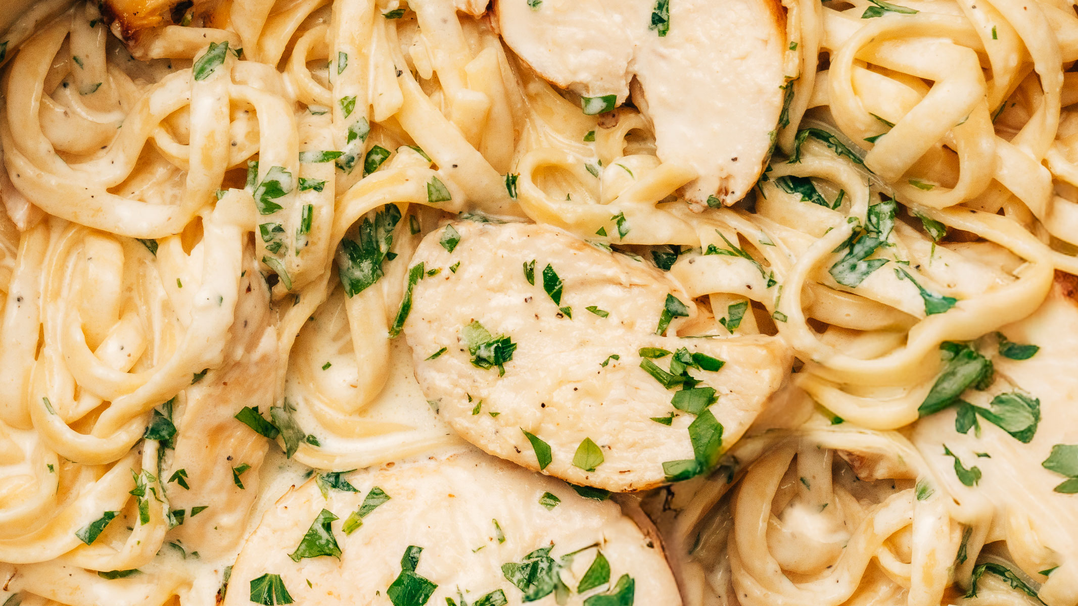 Unlock Luscious Easy Chicken Alfredo: Cream, Eggs, and Perfect Sauce